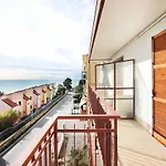 Wi-ro Aurelia, 4 - Finestra Sul Blu San Lorenzo al Mare